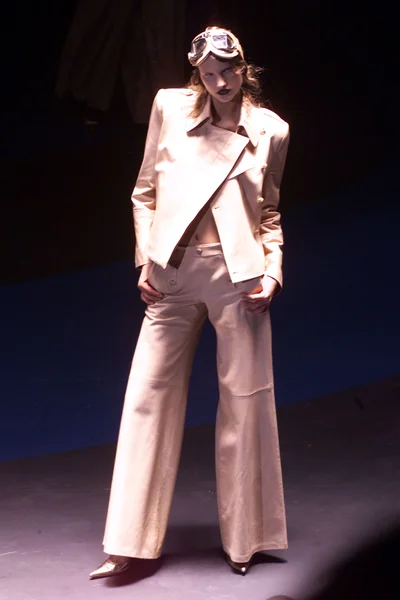 Look 9